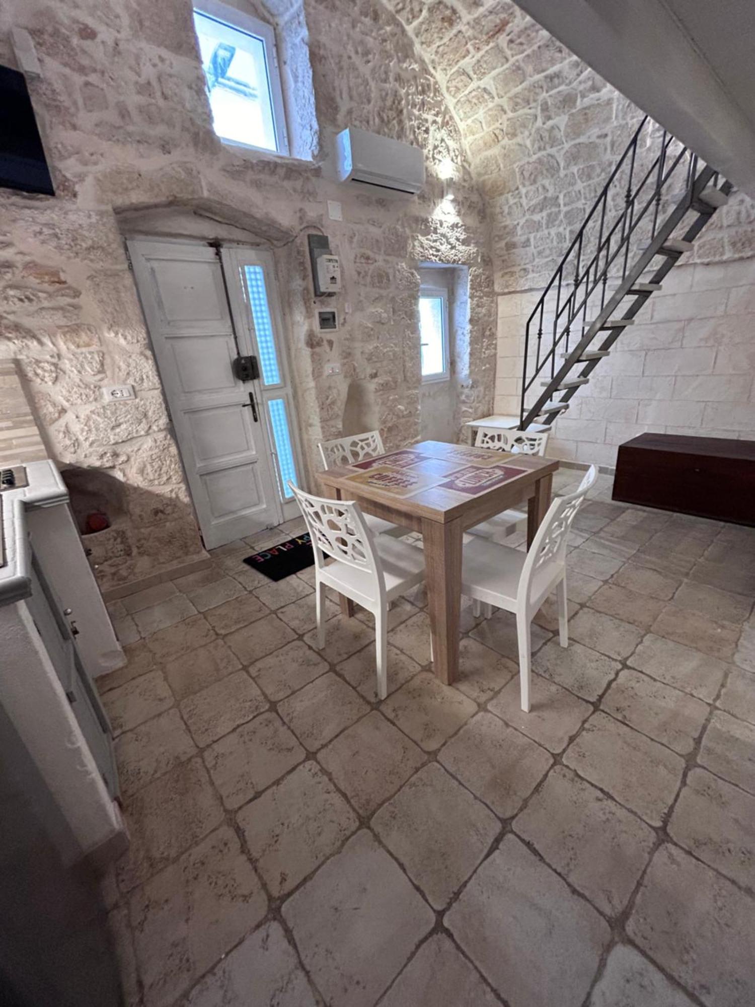 La 13 Guest House Ostuni Esterno foto