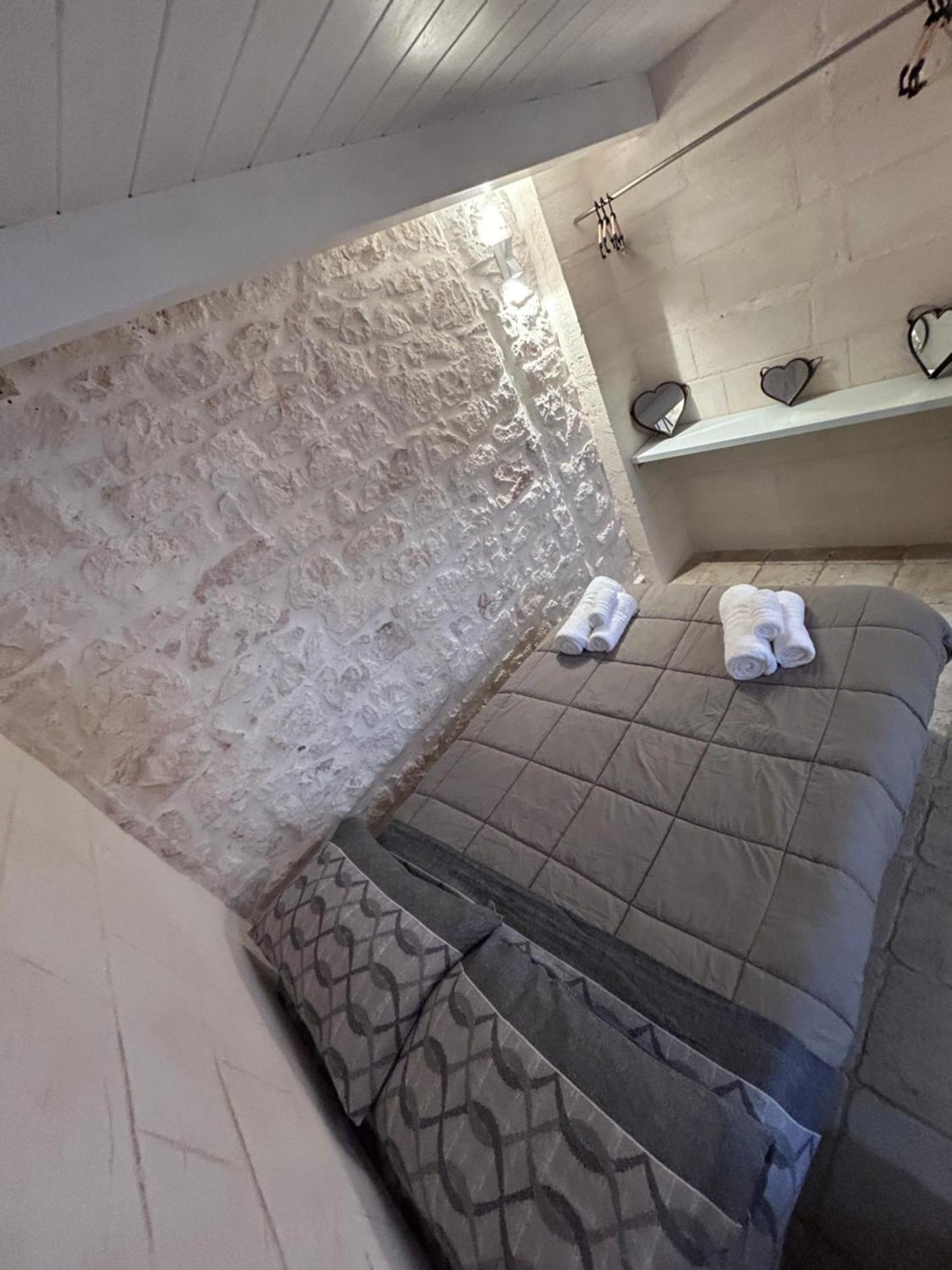 La 13 Guest House Ostuni Esterno foto